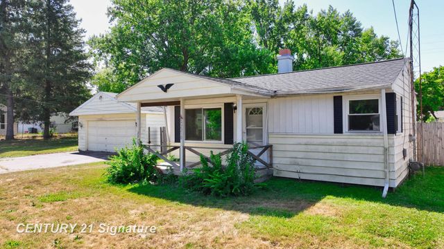 2210 Williamson Avenue, Burton, MI 48529