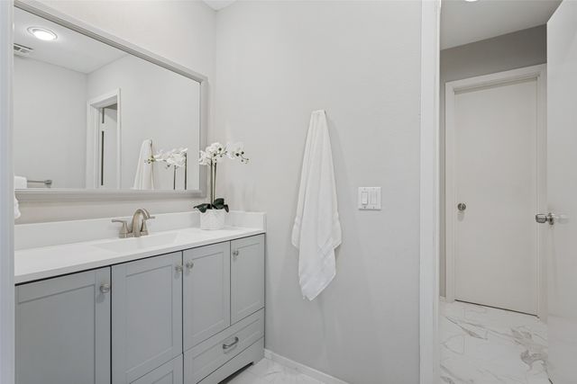 5720 Moss Creek Trail, Dallas, TX 75252