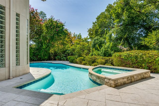 5720 Moss Creek Trail, Dallas, TX 75252