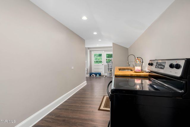 1200 7th Avenue, Bristol, TN 37620