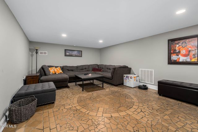 1200 7th Avenue, Bristol, TN 37620