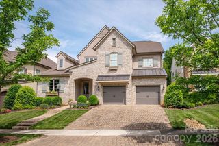 5139 Providence Retreat Ln, Charlotte, NC 28270