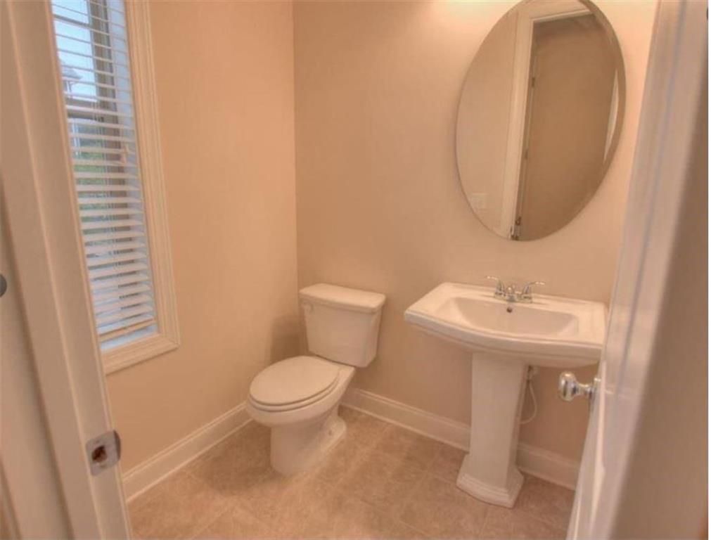 Image 13 of property listing at 2415 Tenor Lane, Alpharetta, GA 30009