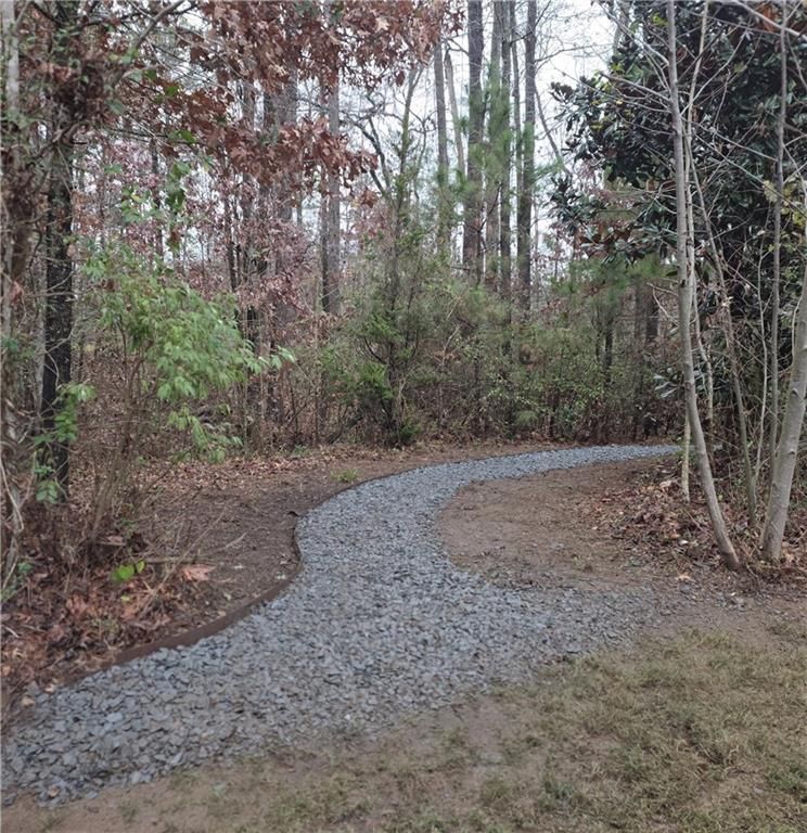 Image 19 of property listing at 2415 Tenor Lane, Alpharetta, GA 30009