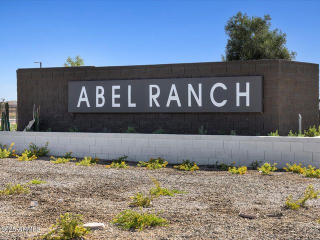 17668 W COLLEGE Drive, Goodyear, AZ 85395