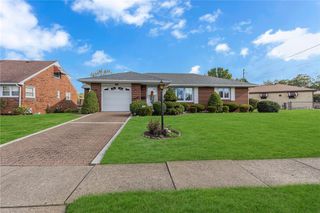 2330 Ritchie Dr., Aliquippa, PA 15001