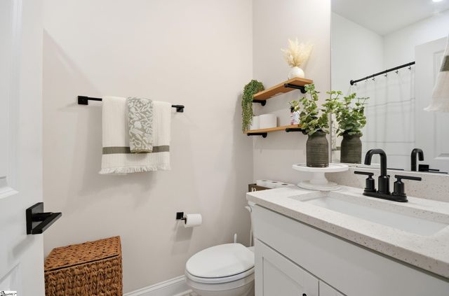 4076 Moffre Drive, Boiling Springs, SC 29316