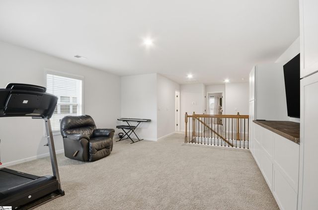 4076 Moffre Drive, Boiling Springs, SC 29316