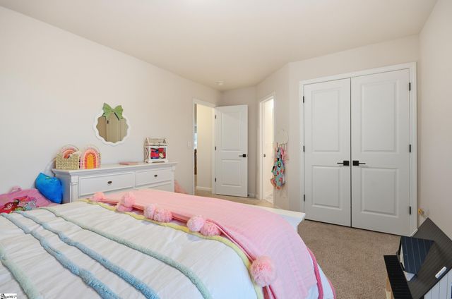 4076 Moffre Drive, Boiling Springs, SC 29316