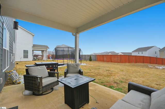 4076 Moffre Drive, Boiling Springs, SC 29316