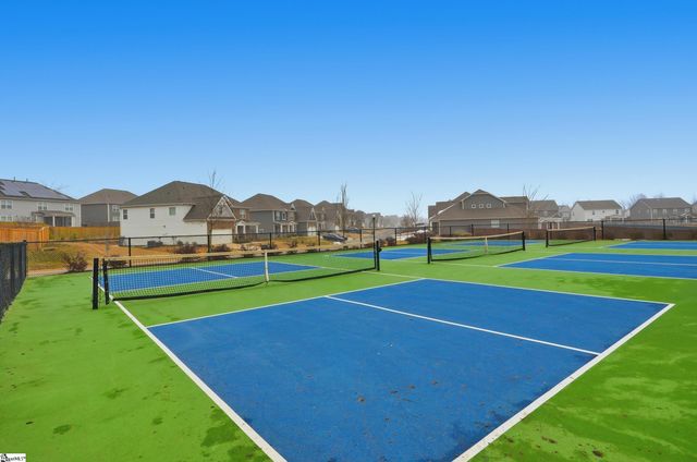 4076 Moffre Drive, Boiling Springs, SC 29316