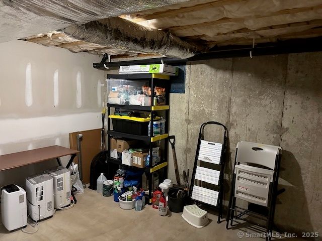 17 Vermont Avenue 17, Fairfield, CT 06824