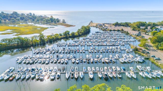 17 Vermont Avenue 17, Fairfield, CT 06824