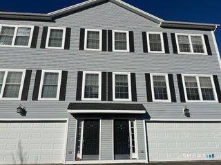 17 Vermont Avenue 17, Fairfield, CT 06824