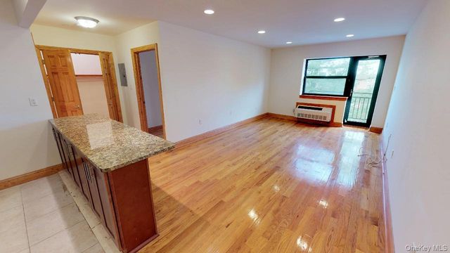 135-23 82nd Avenue 4C, Briarwood, NY 11435