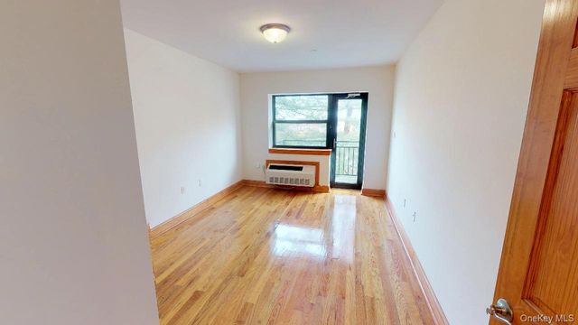 135-23 82nd Avenue 4C, Briarwood, NY 11435