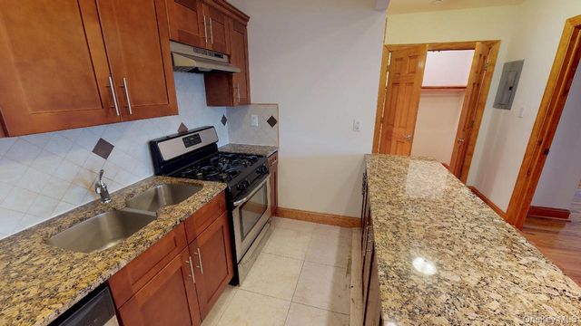 135-23 82nd Avenue 4C, Briarwood, NY 11435