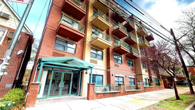 135-23 82nd Avenue 4C, Briarwood, NY 11435