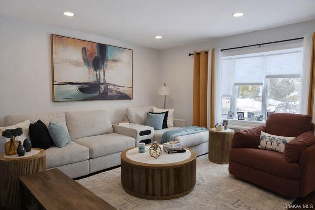 181 Barrymore Boulevard, Franklin Square, NY 11010