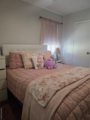 181 Barrymore Boulevard, Franklin Square, NY 11010