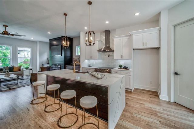 237 West Marietta Street, Canton, GA 30114