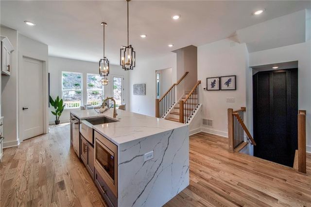 237 West Marietta Street, Canton, GA 30114