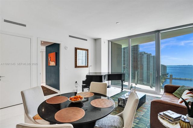 300 Biscayne Boulevard Way 2106W, Miami, FL 33131