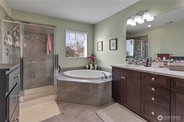 16615 80th Avenue Ct E, Puyallup, WA 98375