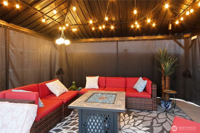 16615 80th Avenue Ct E, Puyallup, WA 98375