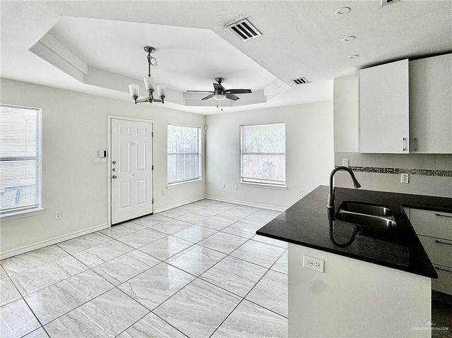 1310 W Harrison Avenue 3, Alton, TX 78573