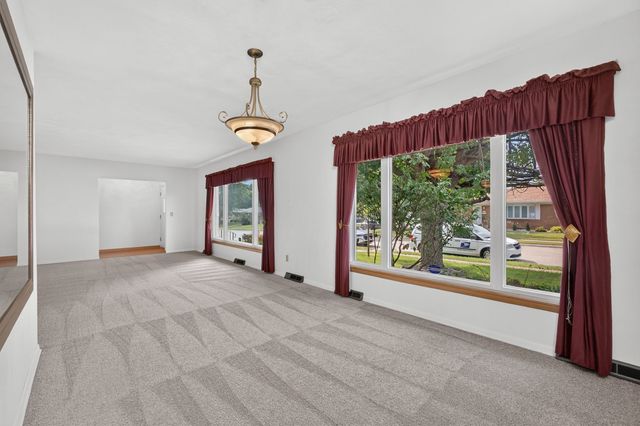 2729 FILLMORE Street, Davenport, IA 52804