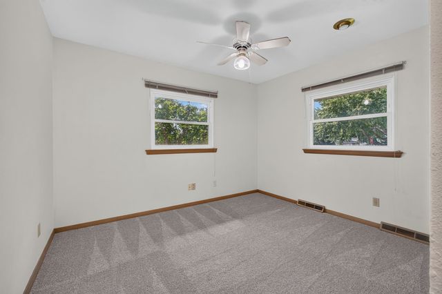 2729 FILLMORE Street, Davenport, IA 52804