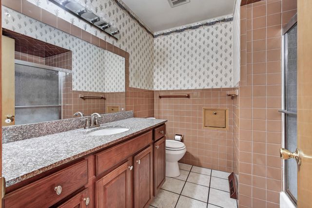 2729 FILLMORE Street, Davenport, IA 52804