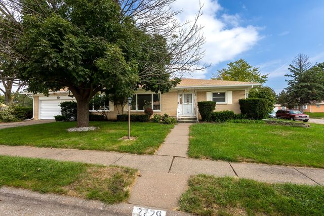 2729 FILLMORE Street, Davenport, IA 52804