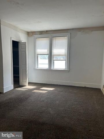 822 GREENWOOD AVE, Trenton, NJ 08609