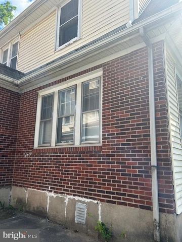 822 GREENWOOD AVE, Trenton, NJ 08609