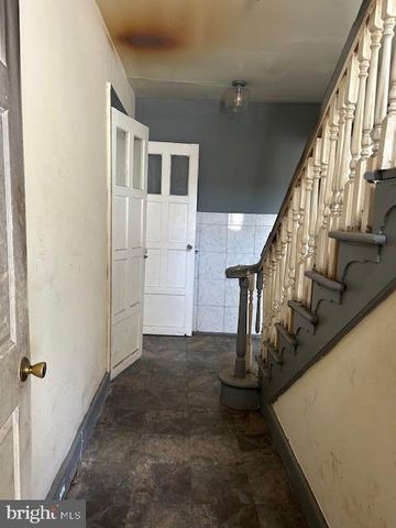 822 GREENWOOD AVE, Trenton, NJ 08609