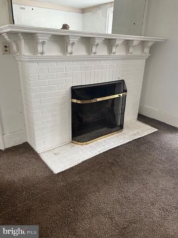822 GREENWOOD AVE, Trenton, NJ 08609