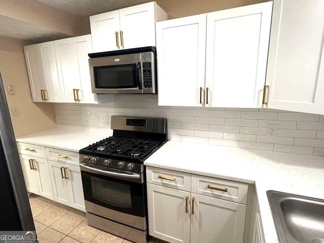 2378 Cove Road, Lithonia, GA 30058