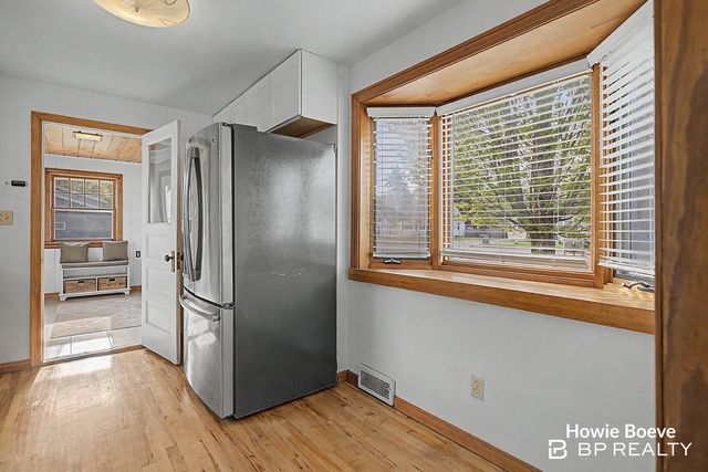 2225 Baldwin Street, Jenison, MI 49428
