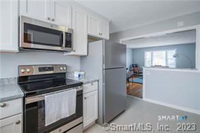 747 North Main Street B2, West Hartford, CT 06117