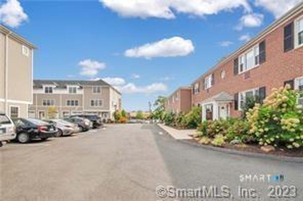 747 North Main Street B2, West Hartford, CT 06117