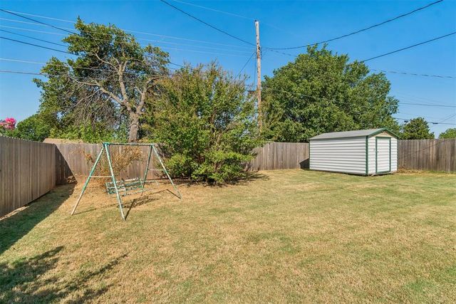 1925 Ballad Drive, Midwest City, OK 73130