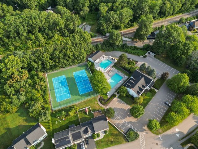 81 Clear Pond Drive 81, Walpole, MA 02081