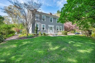 122 Nooks Hill Road, Cromwell, CT 06416
