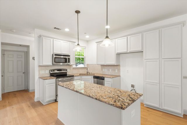 706 S Jupiter Road 1101, Allen, TX 75002