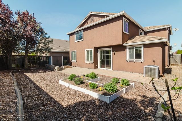 12260 Habitat Way, Rancho Cordova, CA 95742