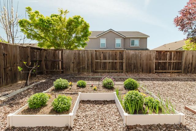 12260 Habitat Way, Rancho Cordova, CA 95742