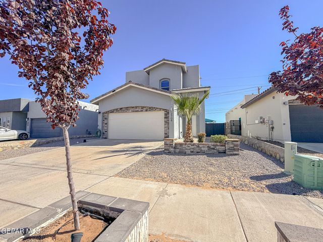 2704 Tierra Oasis Street, El Paso, TX 79938