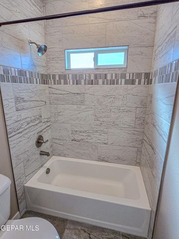 2704 Tierra Oasis Street, El Paso, TX 79938